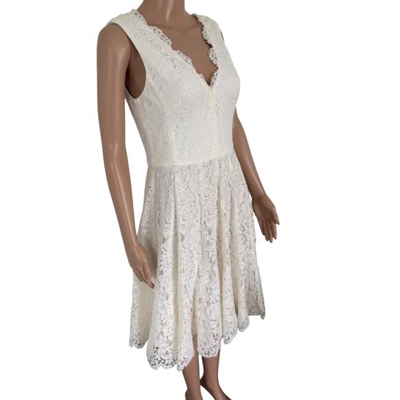 Vera Wang Lace Sleeveless Fit & Flare Dress 6 Bridal Feminine Cocktail Glam - Picture 1 of 7